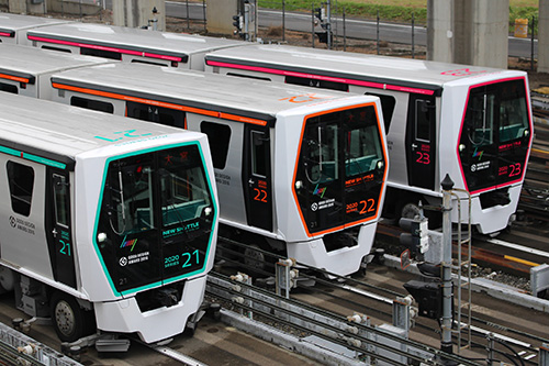 ニューシャトルの 2020 系 提供:埼玉新都市交通